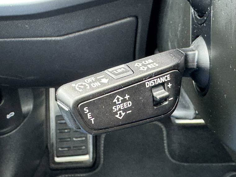 Vehicle Image 38