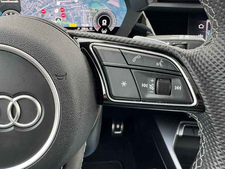 Vehicle Image 40