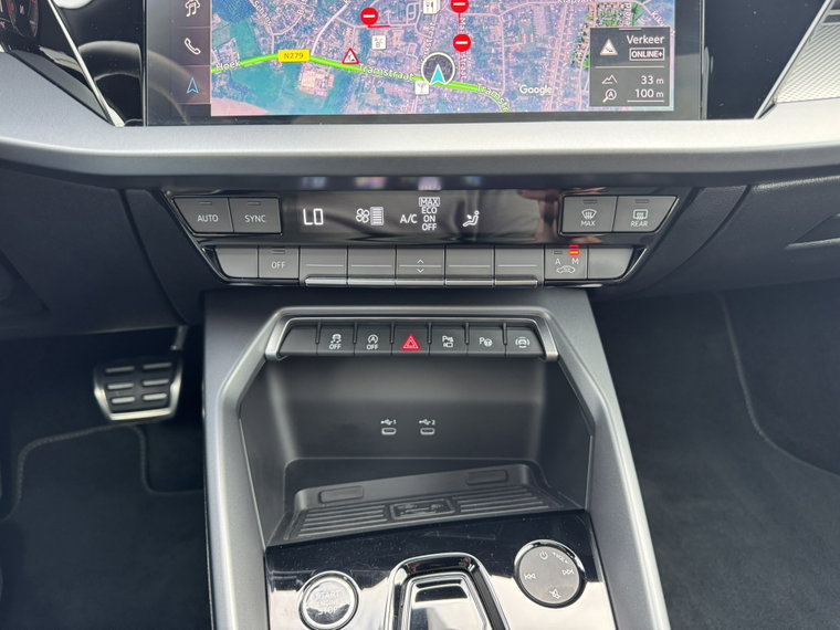Vehicle Image 41
