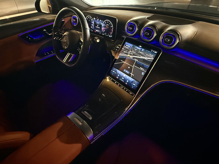 Vehicle Image 35