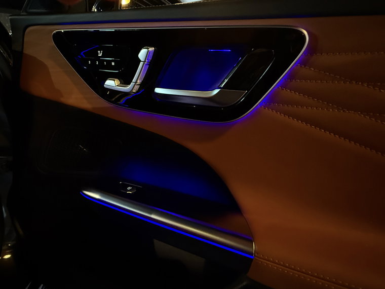 Vehicle Image 37