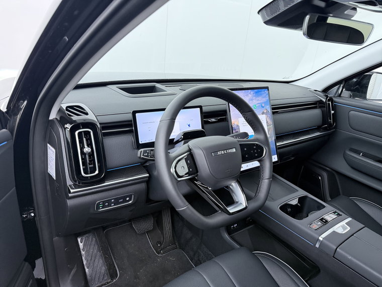 Vehicle Image 17