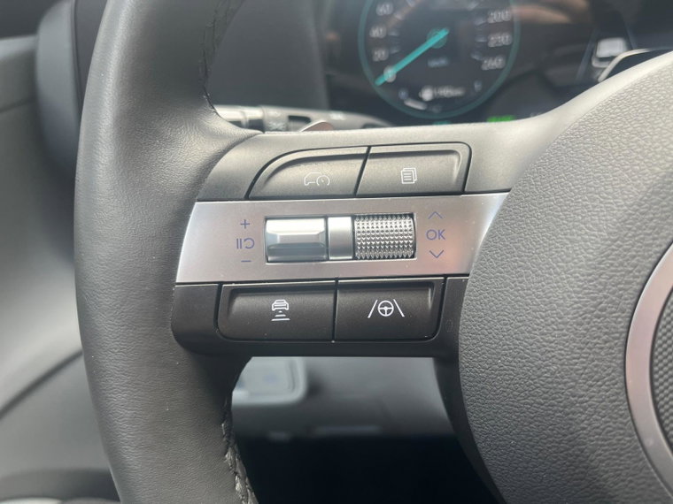 Vehicle Image 26
