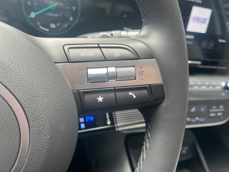Vehicle Image 27