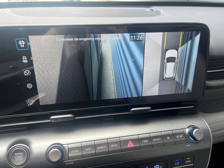 Vehicle Image 38