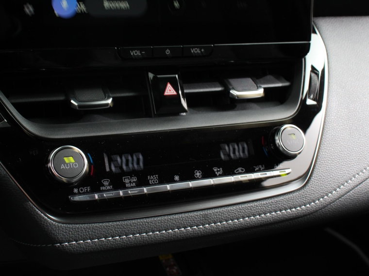 Vehicle Image 17