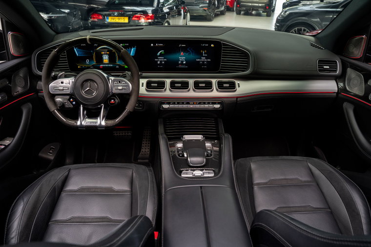 Vehicle Image 12