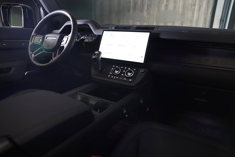 Vehicle Image 6