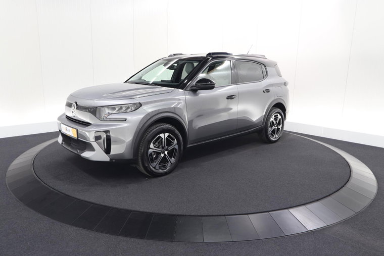 Vehicle Image 35