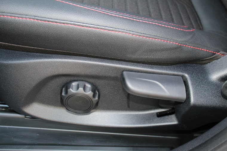 Vehicle Image 38