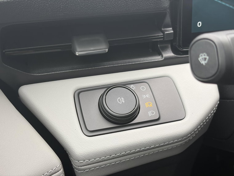Vehicle Image 27