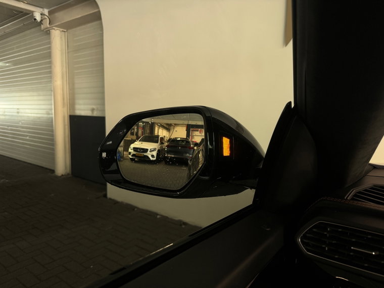Vehicle Image 31