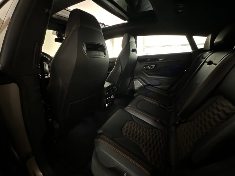 Vehicle Image 37