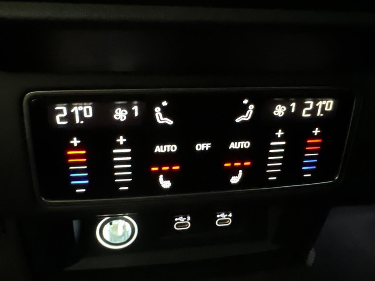 Vehicle Image 39
