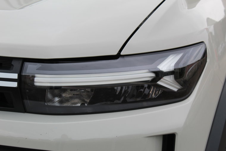 Vehicle Image 48