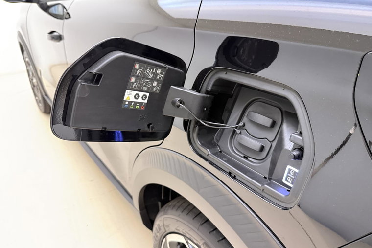 Vehicle Image 19