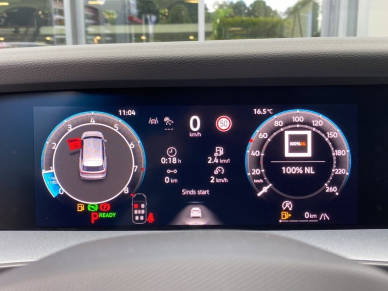 Vehicle Image 19