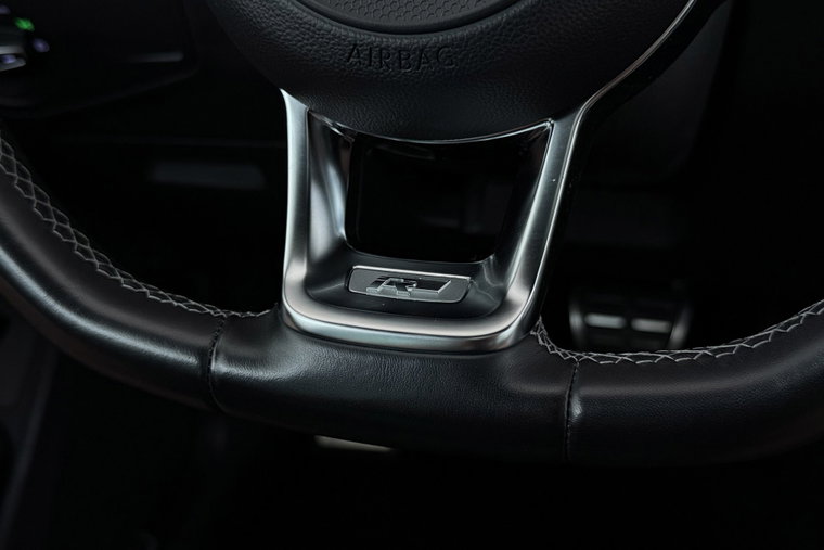 Vehicle Image 39