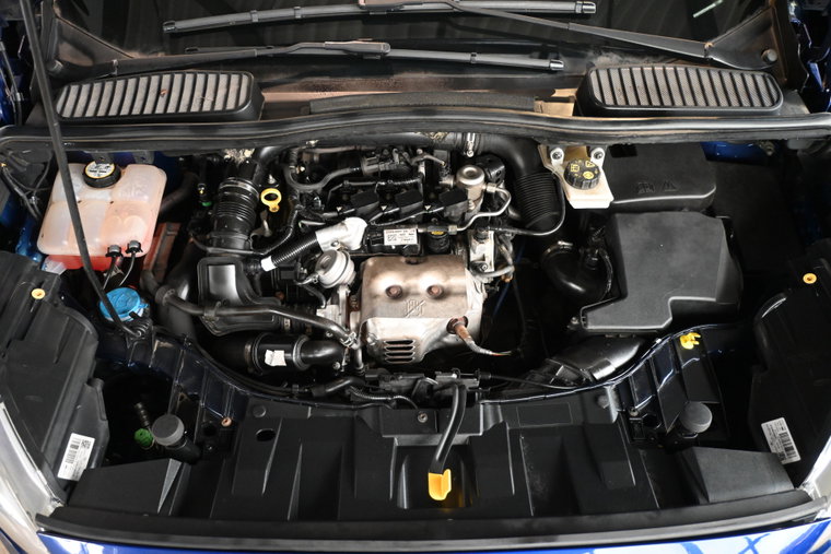 Vehicle Image 37