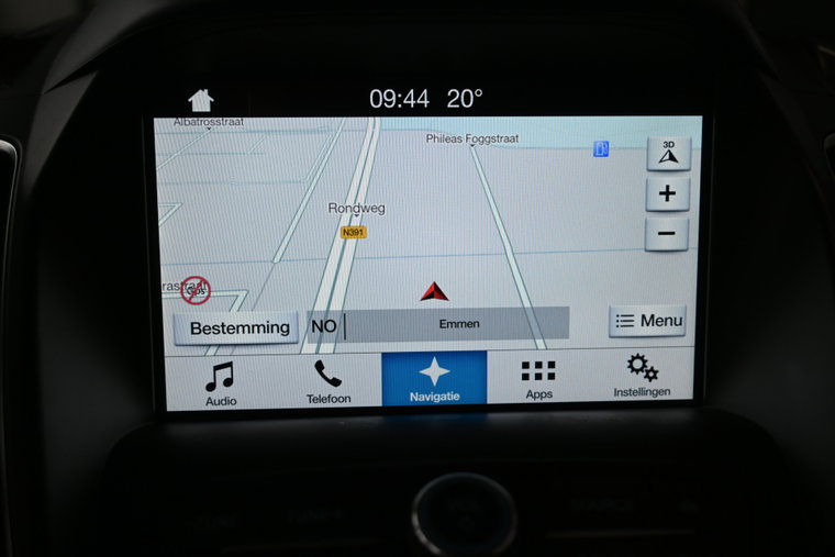 Vehicle Image 11