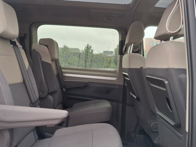 Vehicle Image 37