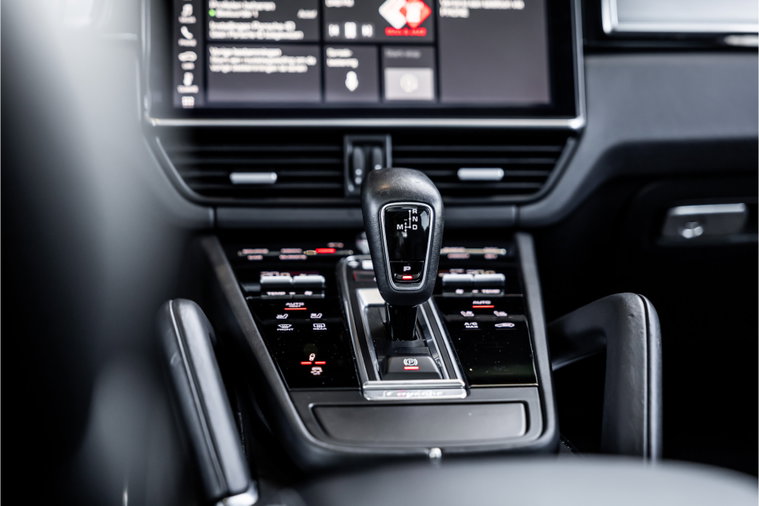 Vehicle Image 18