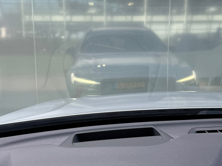 Vehicle Image 33