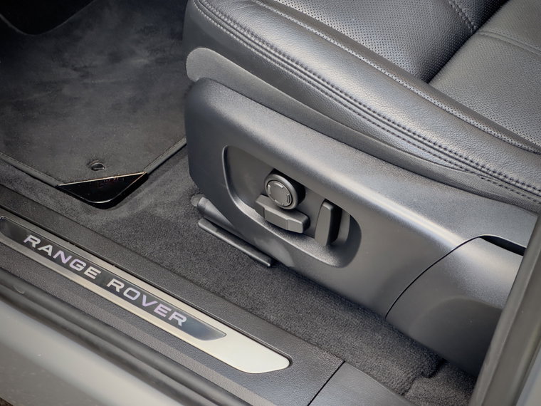 Vehicle Image 36