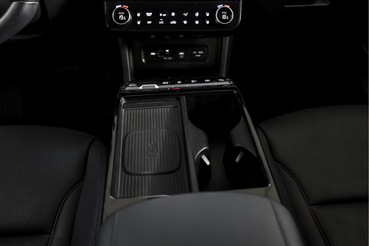 Vehicle Image 29