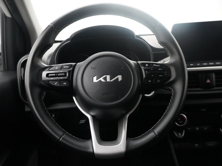 Vehicle Image 38