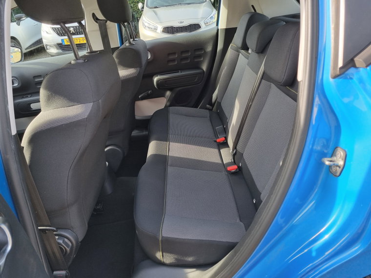Vehicle Image 22