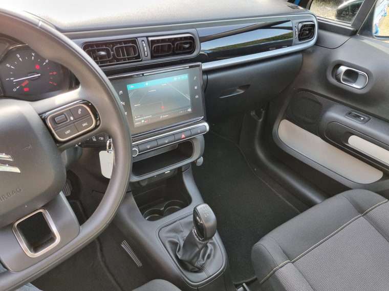 Vehicle Image 28