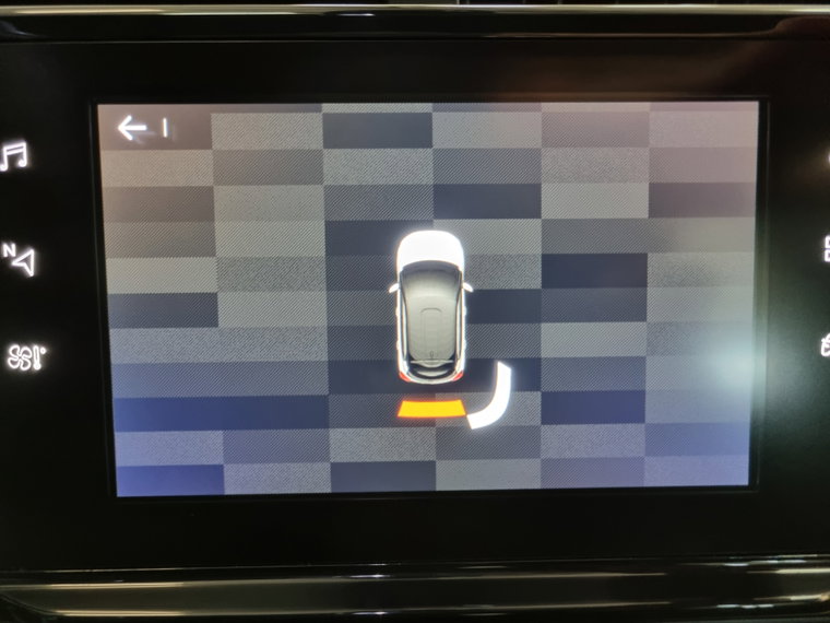 Vehicle Image 34