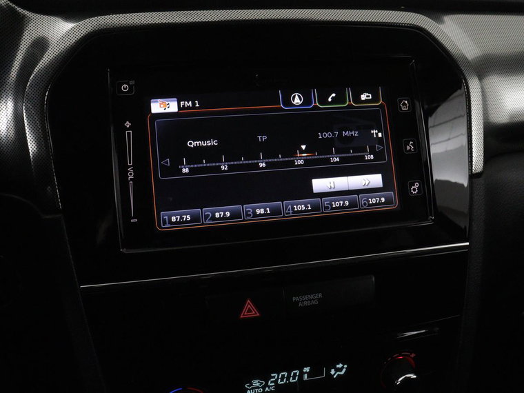 Vehicle Image 19
