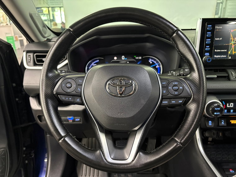 Vehicle Image 17