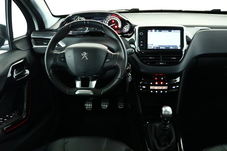 Vehicle Image 15
