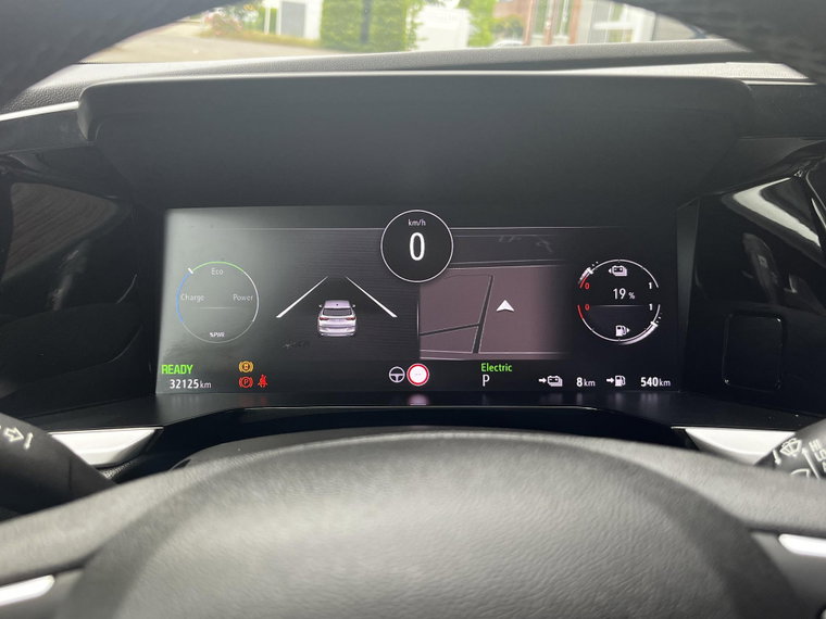 Vehicle Image 25