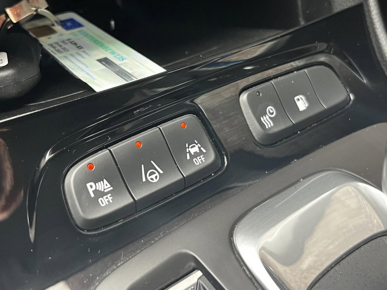 Vehicle Image 27
