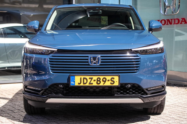 Vehicle Image 13