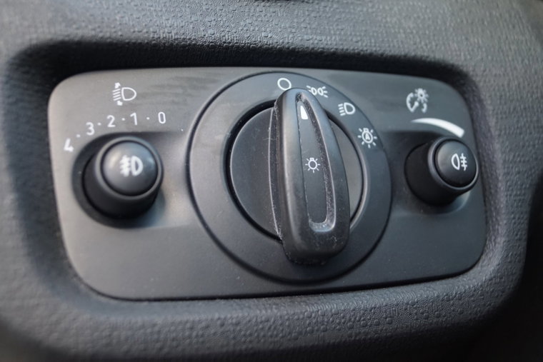 Vehicle Image 37