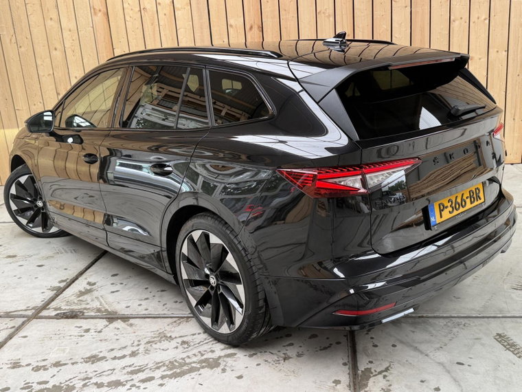 Vehicle Image 40