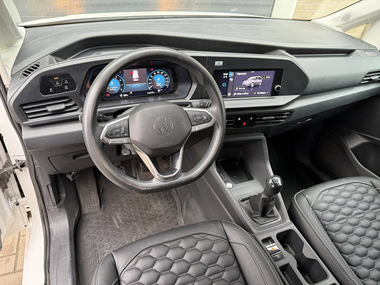 Vehicle Image 24