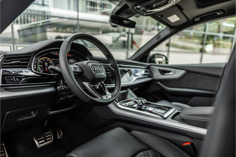 Vehicle Image 21