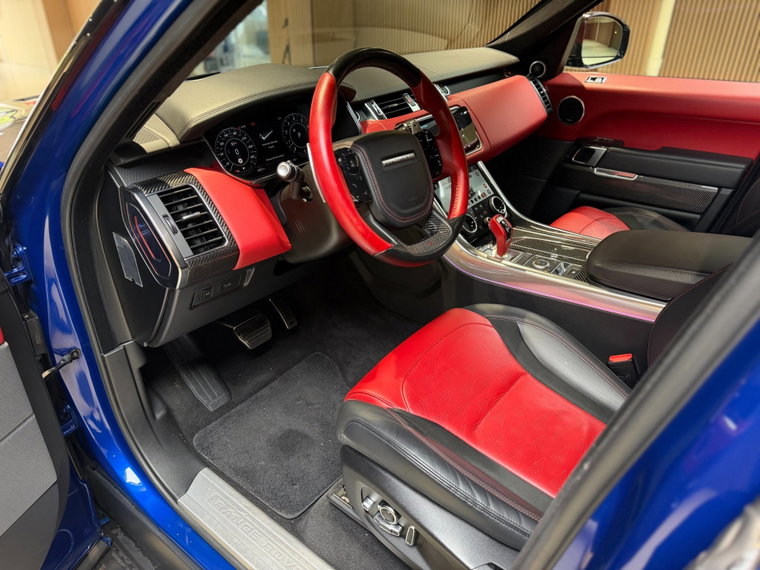Vehicle Image 25