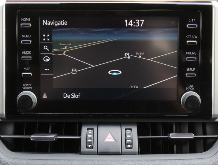 Vehicle Image 12
