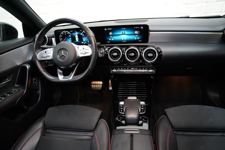 Vehicle Image 36