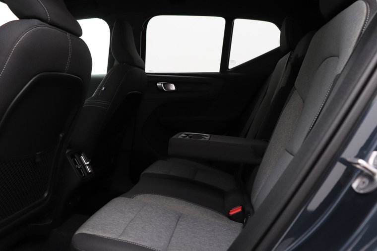 Vehicle Image 41
