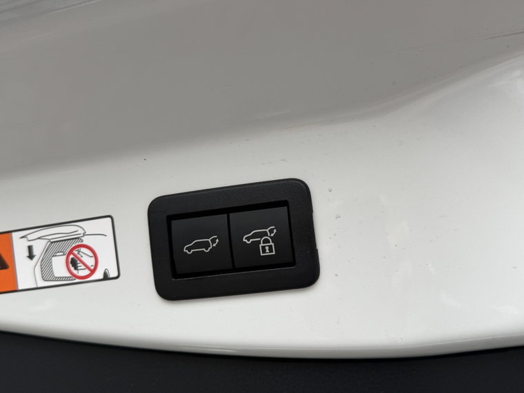 Vehicle Image 40