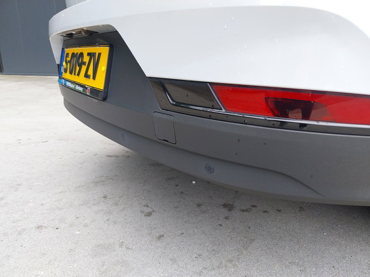 Vehicle Image 23