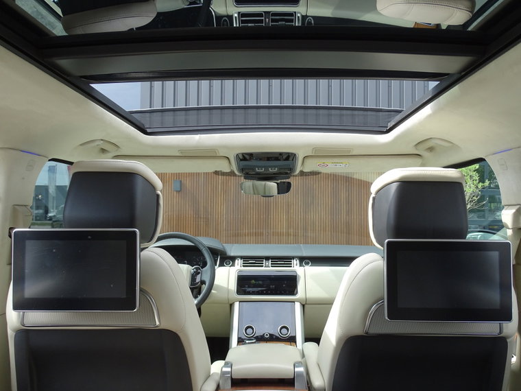 Vehicle Image 15